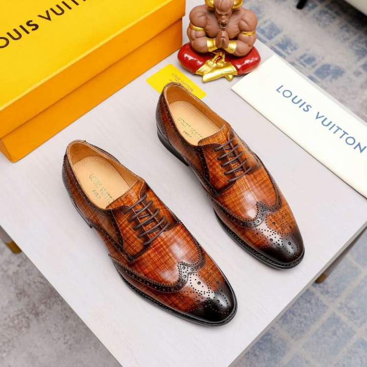 Picture of Louis Vuitton Shoes _SKULVsz38-44069813811